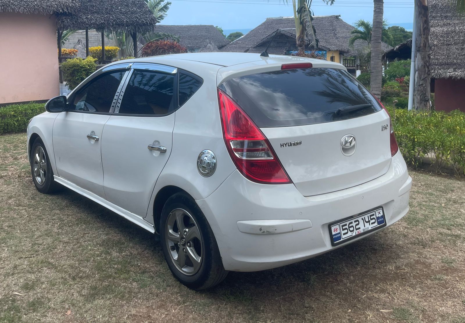 HYUNDAI i30 BLANC
